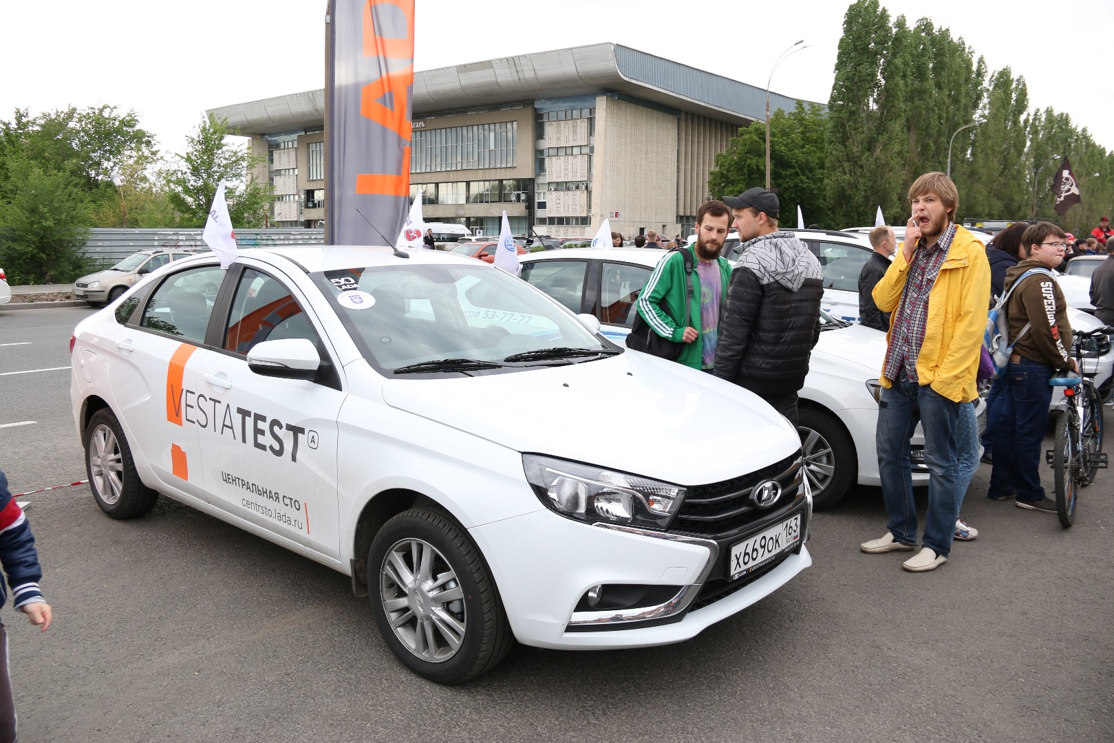 Традиционный Автопарад 2017